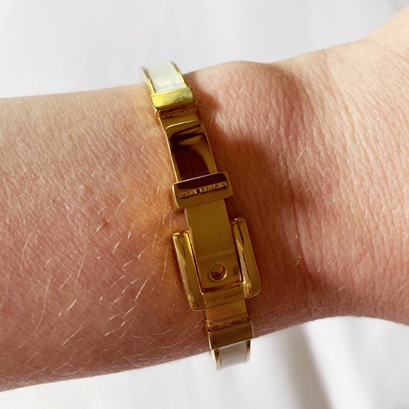 Michael Kors Buckle Bangle Gold/White - Picture 8 of 8